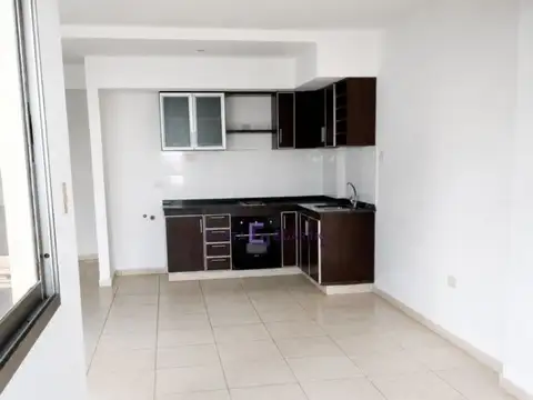 Departamento en Alquiler en Parque Avellaneda, $ 500.000
