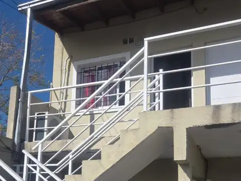 Depto 1er Piso, 3 Dorm, 2 Baños, Cochera - W Morris