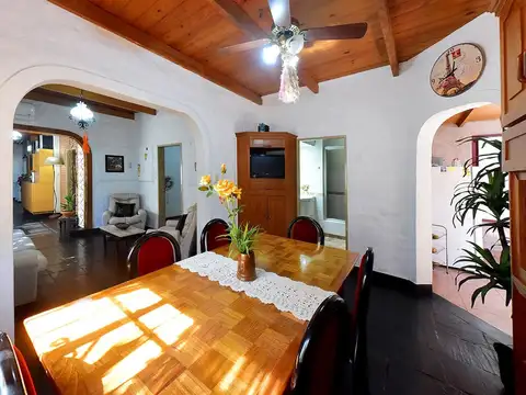 Casa en Venta en Caseros, USD 145.000