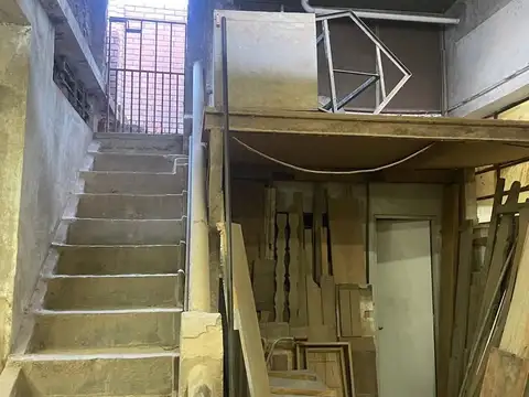 Galpon en Venta 10  mts Frente