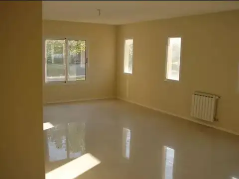 Casa en Alquiler en Septiembre, $ 1.500