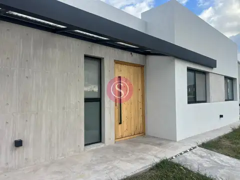 Casa  en Venta en Santa Elisa, Pilar del Este, Pilar