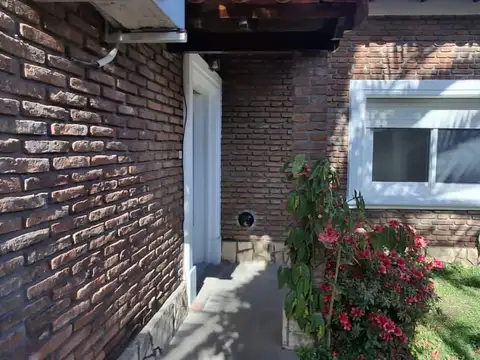 Depto Tipo Casa en Venta de 3 ambientes