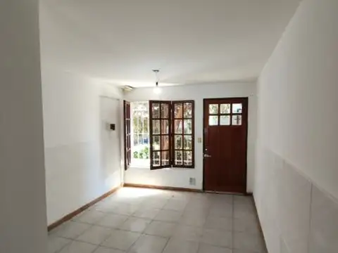 Casa en Venta en Castelar, USD 55.000