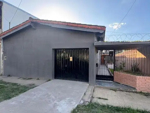 CASA 4 AMBIENTES - LIBERTAD