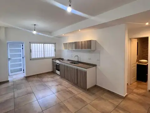 Departamento en alquiler en José León Suarez!