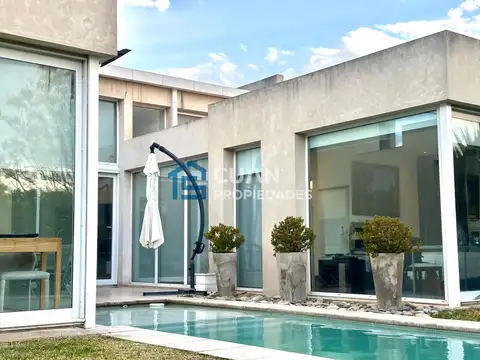 Casa en Venta en Ayres Plaza, USD 510.000