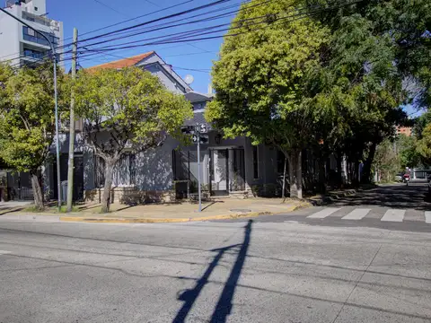 Alquiler de Excelente Casa en Olivos, Casi Martinez
