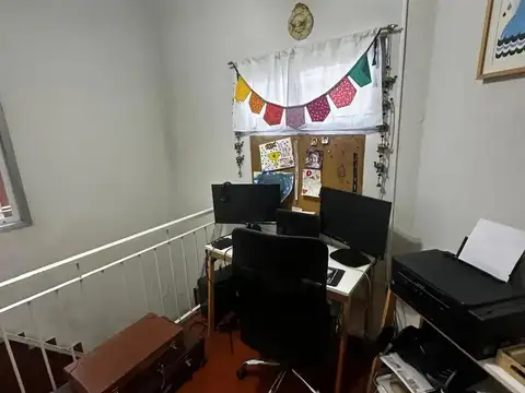 Depto Tipo Casa 4 ambientes con 2 baños