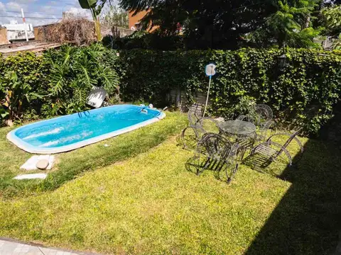 Depto Tipo Casa en Venta con 1 cocheras