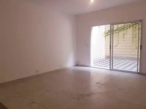 Depto Tipo Casa en Venta 69 años