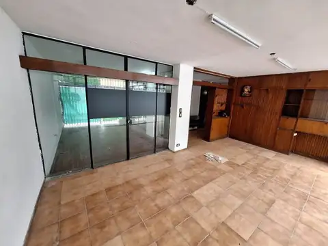 Alvarez Thomas 3317 , Piso 0