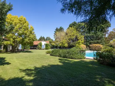 Casa en Alquiler en Martindale Country Club, USD 2.600