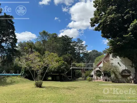 Quinta única en venta en Abasto de 9000 mts con arboleda añeja y amplio terreno. Acepta Financiación