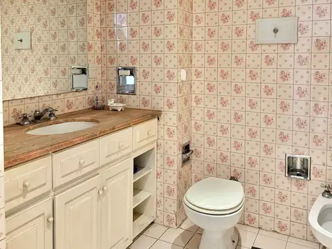 Departamento 4 ambientes con 3 baños