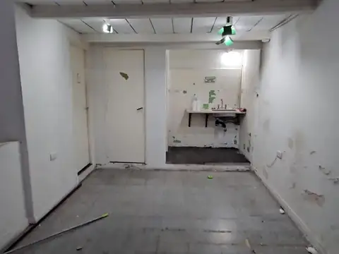 Hipolito Yrigoyen 3400