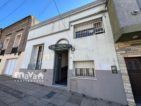 CASA EN VENTA - CAMPANA