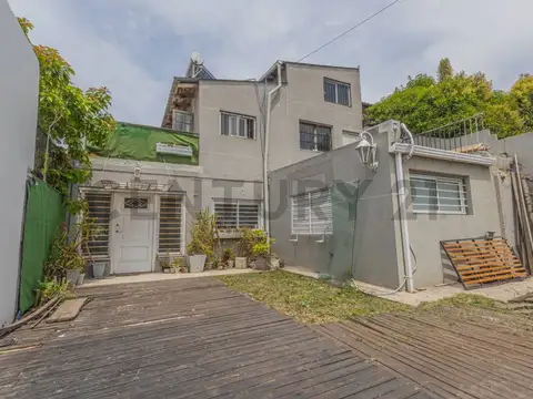 25 de Mayo 6300, Piso 0