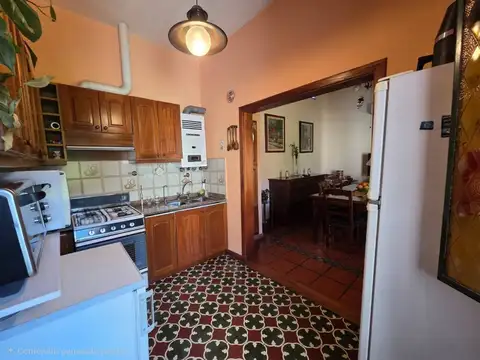 Casa 3 ambientes con 2 baños