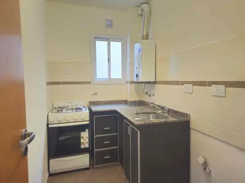 Departamento en Alquiler en Alto Alberdi, $ 460.000