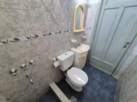 VENTA DEPARTAMENTO TIPO CASA DE TRES AMBIENTES EN WILDE