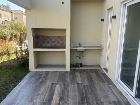 Casa en Venta en Saravi Village, USD 215.000