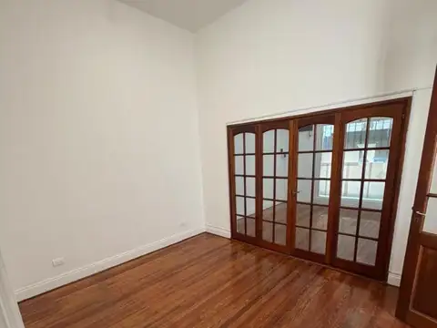 Oficina en Alquiler 80 años