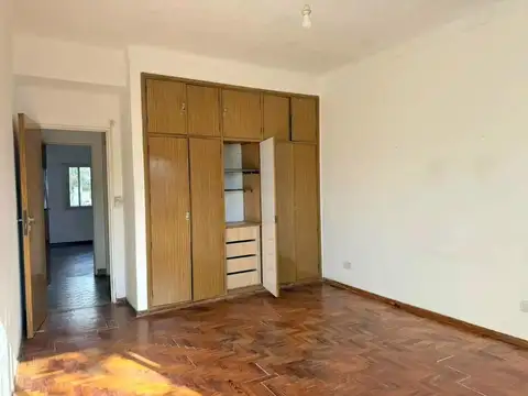 Depto Tipo Casa 4 ambientes con 2 baños