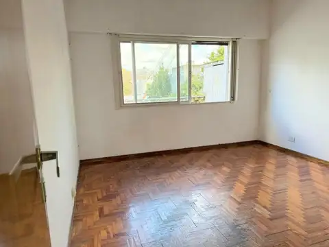 Depto Tipo Casa en Venta en Villa Adelina, USD 130.000