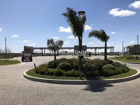 Venta Terreno / Lote a la laguna en Santa Clara Al Sur Canning