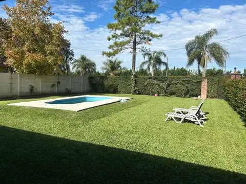 Camino aero club, Mojon 226 Villa Jardin 200