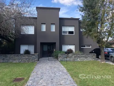 Casa en Venta en Galapagos, USD 480.000