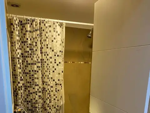 MONOAMBIENTE  EN MUY BUENA UBICACION