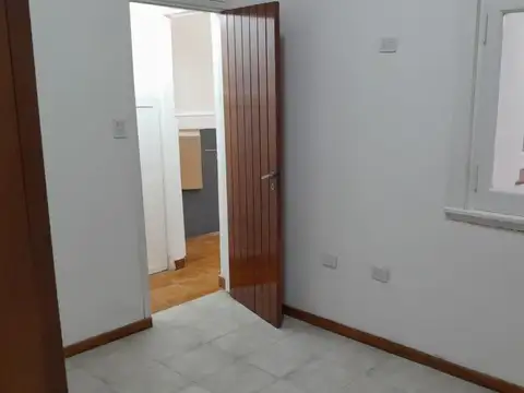 Depto Tipo Casa en Venta en Villa Devoto, USD 77.000