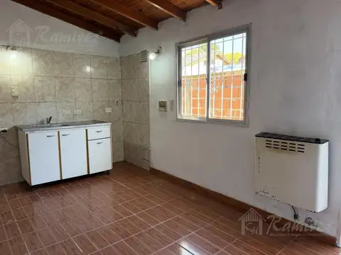 Departamento en Alquiler en La Reja, $ 240.000