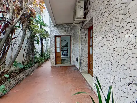 VENTA CASA 4 AMB COCHERA TERRAZA QUINCHO PARRILLA