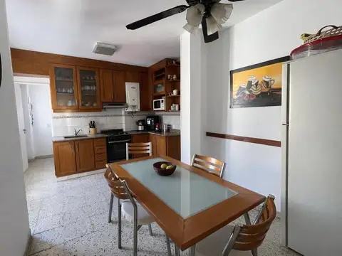 DEPARTAMENTO POR ESCALERA DE 2 DORMITORIOS VENTA BARRIO MARTIN ROSARIO