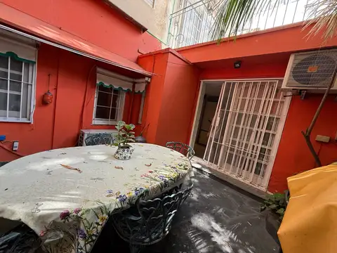 Departamento 4 ambientes con 2 baños