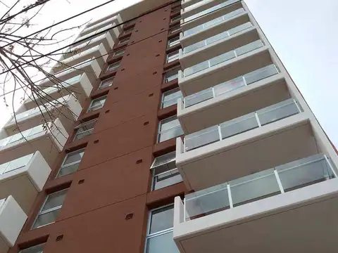 Inversión ideal en departamento de 1 Dormitorio en edificio céntrico de San Lorenzo.
