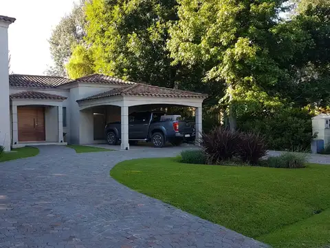 Casa en Venta de 4 dormitorios