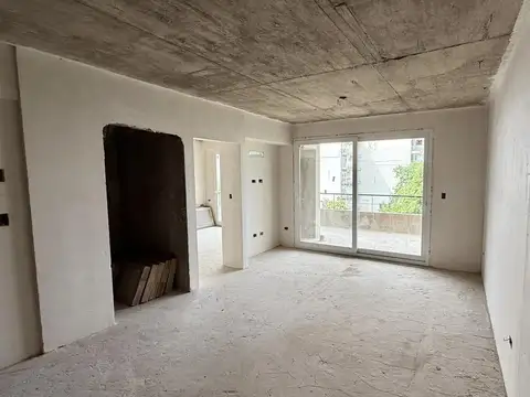 Venta Departamento 2 ambientes Villa Urquiza Piso completo, balcón corrido y palier privado