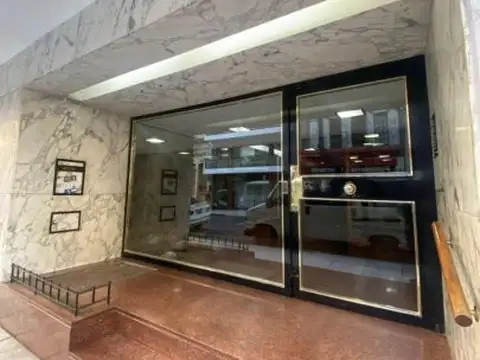 EXCELENTE 3 AMB AMPLIO C/BALCÓN Y BAULERA - COCINA OFFICE