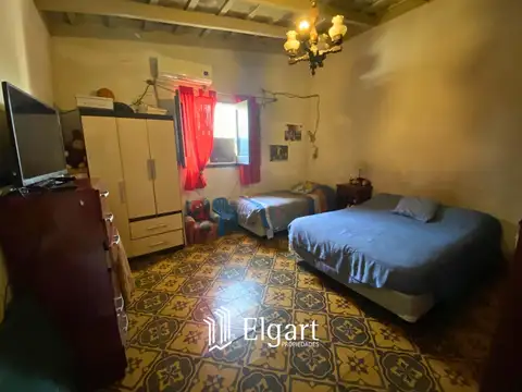 Federico Helguera 700