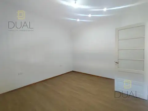 Casa en Alquiler en Barrio Matheu, $ 780.000