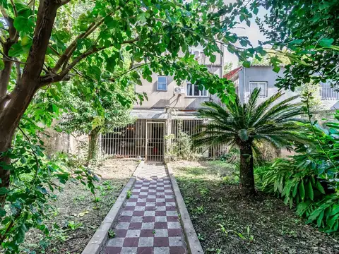 Depto Tipo Casa en Venta en Chacarita, USD 229.000