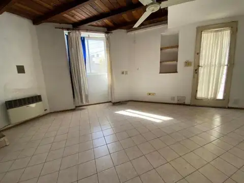 Depto Tipo Casa en Venta 45 años