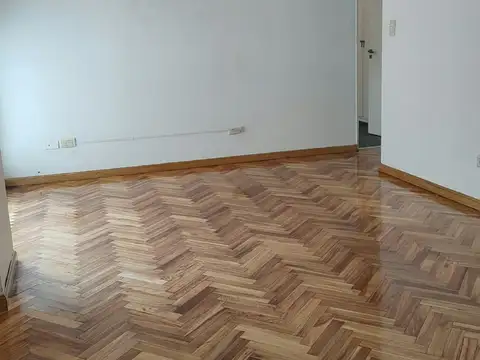 Avenida Rivadavia 3900, Piso 8