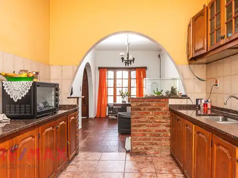 Casa en Venta con 1 cochera
