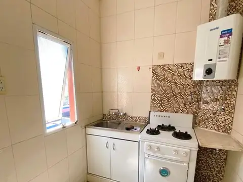 Depto Tipo Casa 2 ambientes con 1 baño