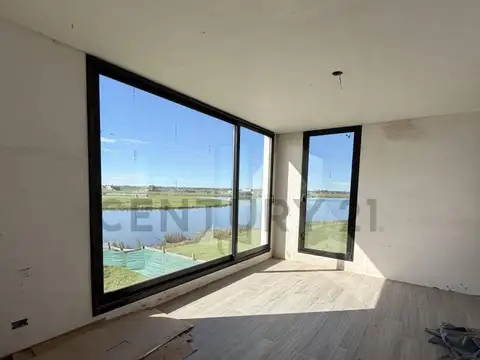 Casa en Venta en Puertos - Barrio Amarras, USD 710.000